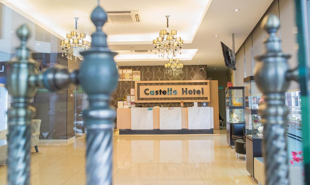 Castello Hotel Kulai Exterior foto